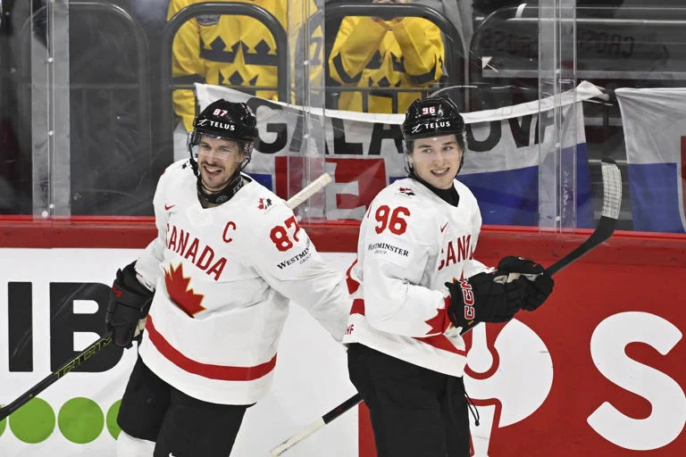 Sidney Crosby dan Macklin Celebrini Bersatu di Tim Hoki Es Kanada