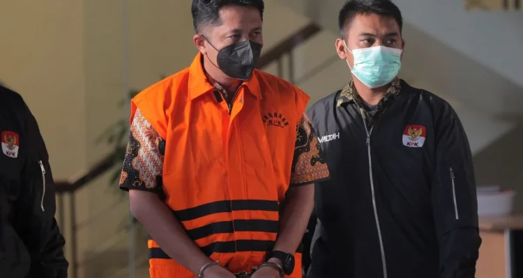 Skandal Korupsi Retribusi PKL Pecahkan Karier ASN Karanganyar, Mantan Kepala Diskuktrans Ditahan
