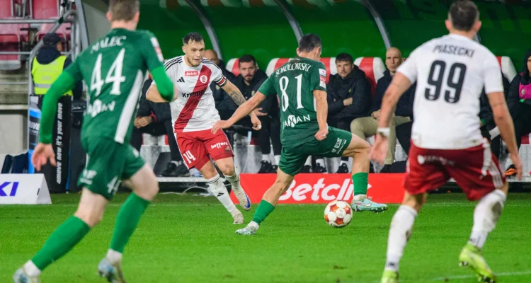 Śląsk Wrocław - ŁKS Łódź: Pertandingan Sengit untuk Naik Kelas