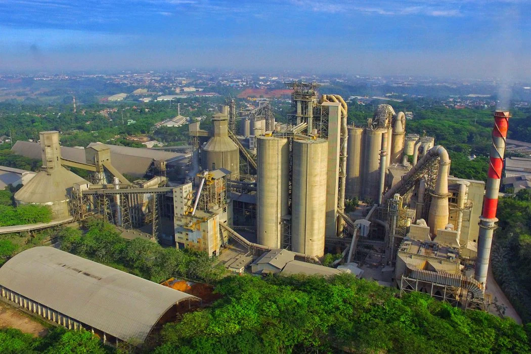 Solusi Bangun Indonesia Catat Laba Naik 111% di Tengah Utilisasi Industri Semen yang Merosot