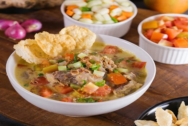 Soto Jeroan, Makanan Khas Indonesia dengan Banyak Pendamping