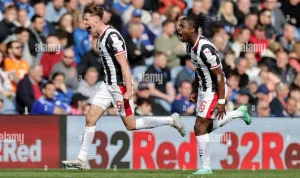 St Mirren Selamatkan Status di Premiership dengan Kemenangan atas Partick Thistle