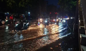 Subuh Penuh Kejutan: Banjir, Asteroid, dan Kemacetan