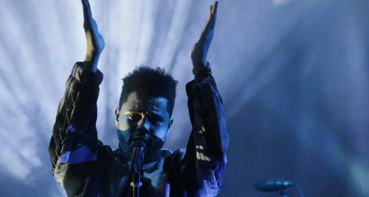 The Weeknd dan Dunia Hiburan: Dari Anime Awards Hingga Konser di Singapura