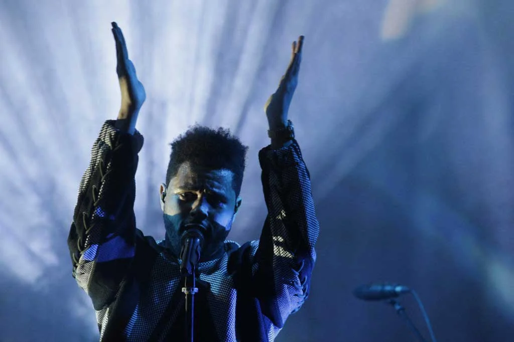 The Weeknd dan Dunia Hiburan: Dari Anime Awards Hingga Konser di Singapura