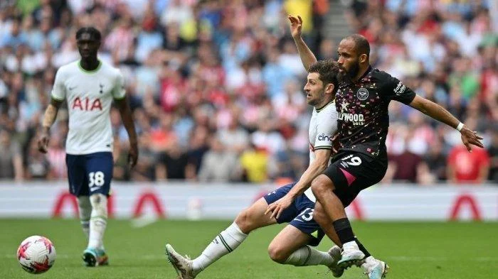 Tottenham Hotspur Gagal Jauhi Zona Degradasi Setelah Berbagi Poin dengan Leeds United