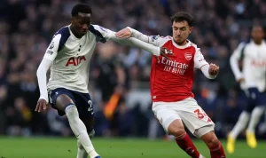 Tottenham Hotspur Selamat dari Degradasi, Arsenal Angkat Trofi Premier League