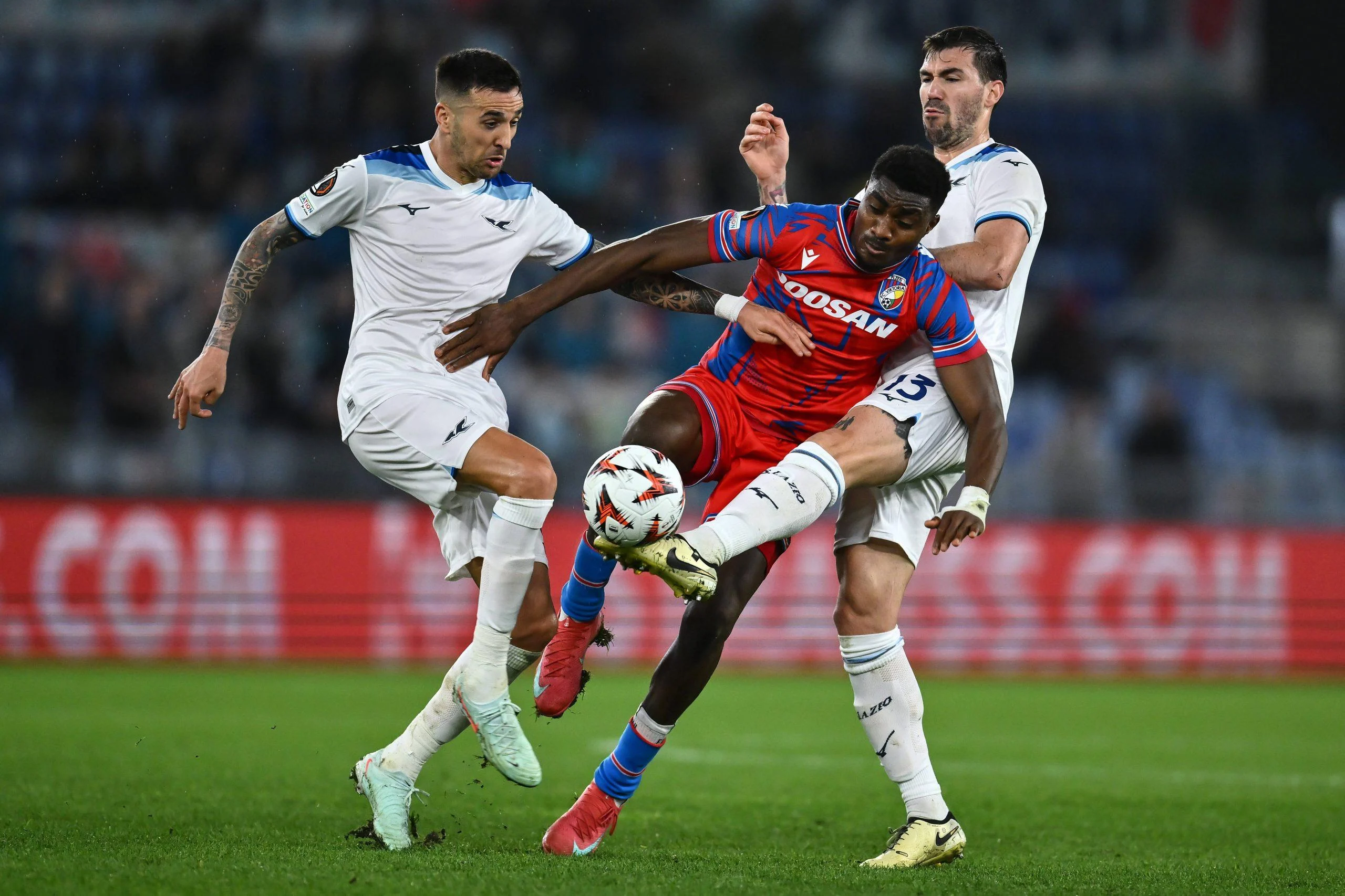 Trabzonspor dan Torino Incar Striker Nigeria Rafiu Durosinmi