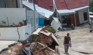 Tragedi Pilu Nanda di Semarang: Cucu Meninggal Kecelakaan, Rumah Hancur Longsor Semarang
