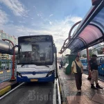 Transjakarta Menghadapi Tantangan Baru dalam Mengatur Lalu Lintas di Jakarta