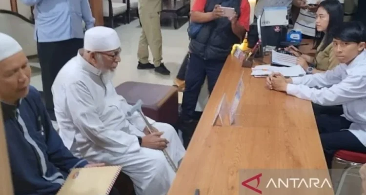 Umi Ichun, Istri Abu Bakar Ba'asyir, Tutup Usia 82 Tahun: Detik-Detik Terakhir dan Pemakaman di Sukoharjo