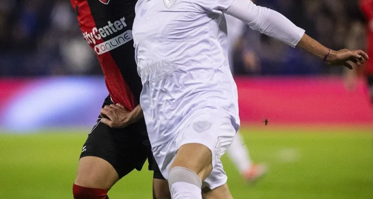 Vélez Sarsfield Gagal Mengalahkan Newell's, Siap Hadapi Gimnasia di Babak Playoff