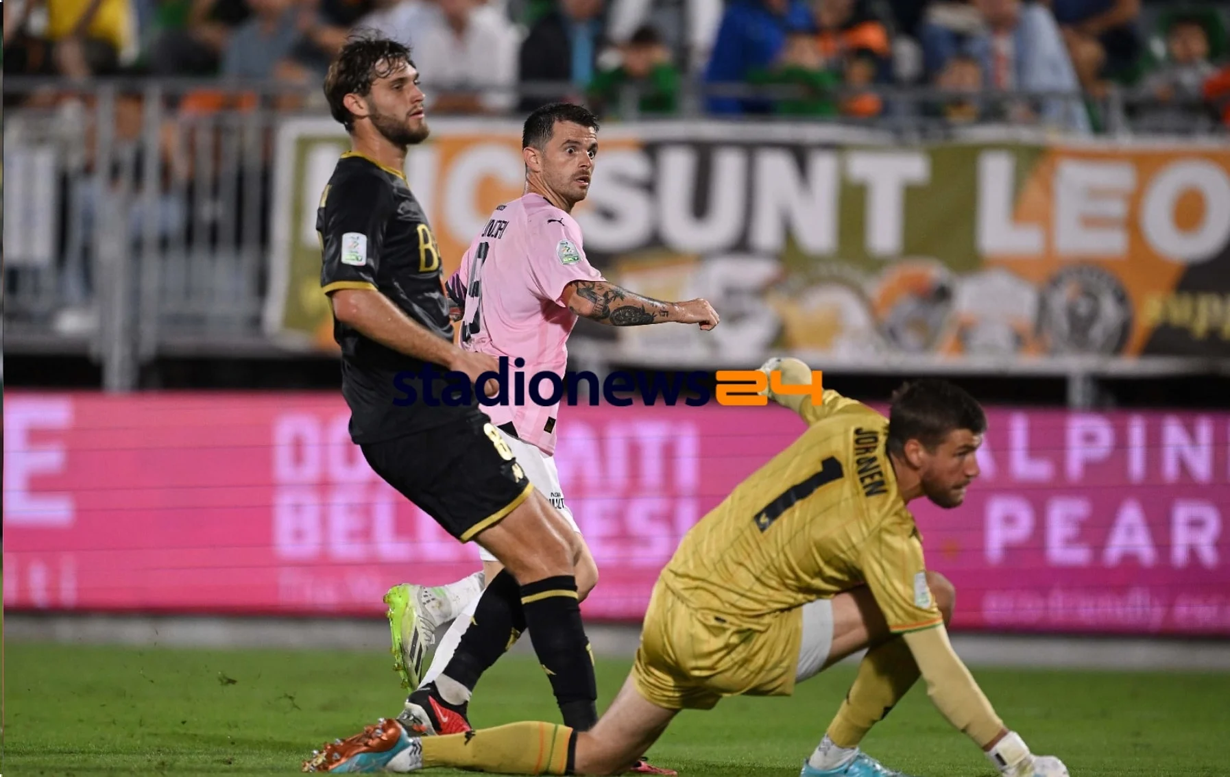 Venezia vs Palermo: Pertarungan Sengit di Lapangan dan Cuaca Ekstrem