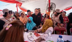 Wali Kota Surabaya Luncurkan Hotline 'Lapor Cak Eri' untuk Menerima Aduan Warga