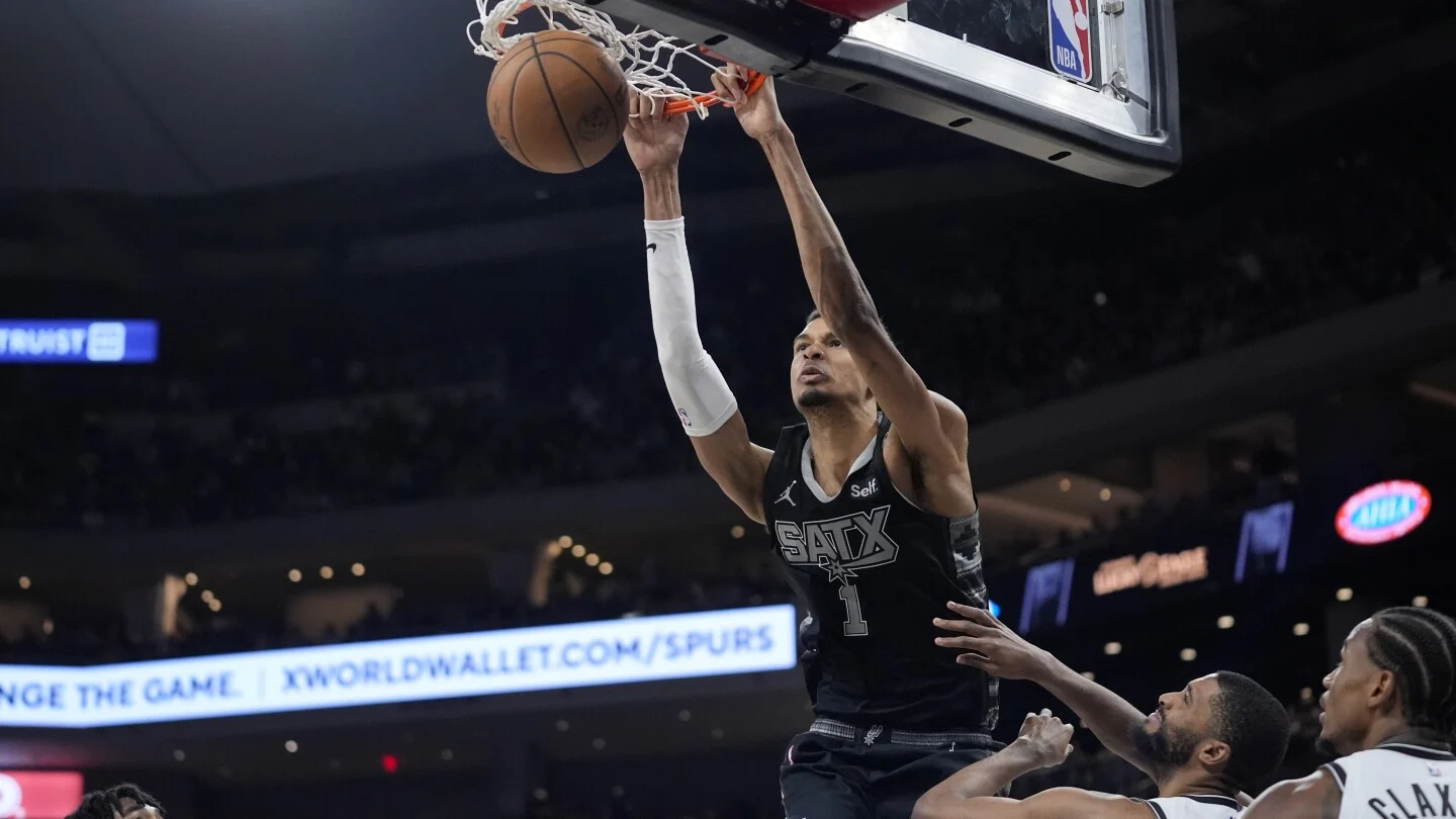 Wembanyama Pimpin Spurs Menang 122-115 atas Thunder lewat Dua Overtime
