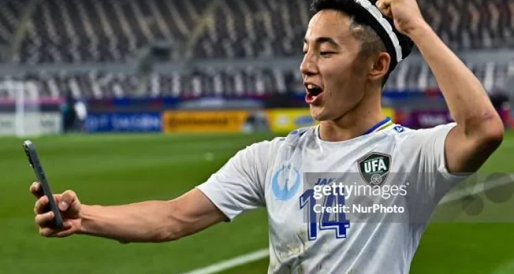 Abbosbek Fayzullaev Pemain Muda Uzbekistan yang Membuat Sejarah di Piala Dunia 2026