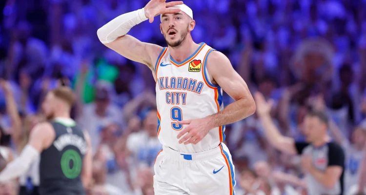 Alex Caruso Siap Terus Berkontribusi pada OKC Thunder