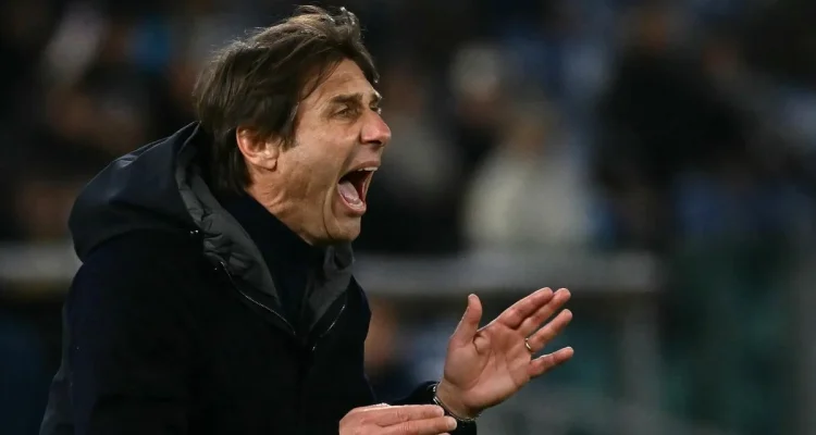 Antonio Conte Resmi Tinggalkan Napoli, Pergi dengan Penyesalan