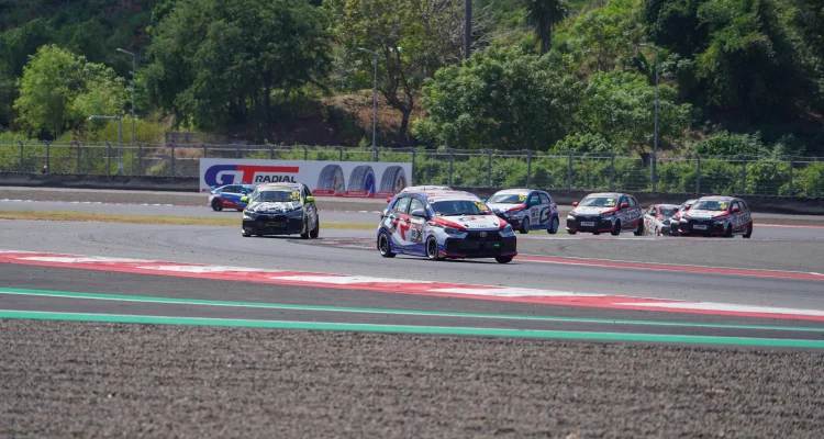Auto2000 Masuki Dunia Balap Nasional Lewat GR Garage Racing Team