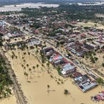 Banjir Melanda Indonesia: Dari Surabaya Hingga Aceh, Upaya Penanggulangan dan Dampaknya