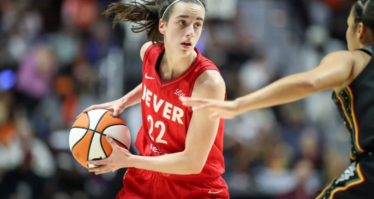 Caitlin Clark: Antara Basket, Kontroversi, dan Kehidupan Pribadi