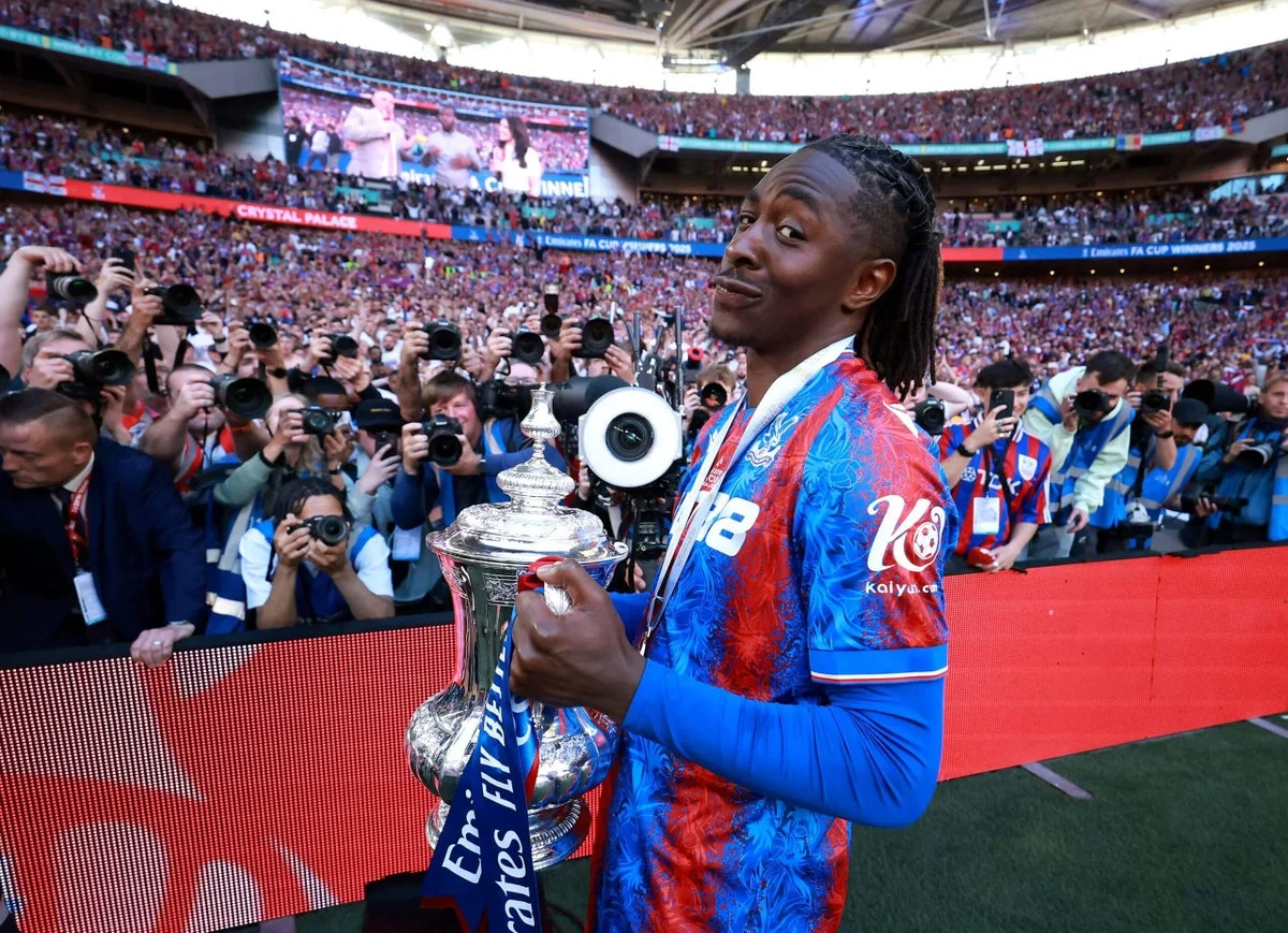 Christos Tzolis Jadi Incaran Crystal Palace untuk Menggantikan Eberechi Eze