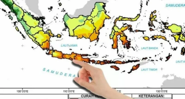 Cuaca Indonesia: BMKG Prakirakan Hujan Ringan hingga Sedang di Berbagai Wilayah