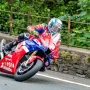 Dean Harrison Raih Kemenangan Dominan di Isle of Man TT Superbike