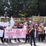 Demo Indomaret: Penutupan Sementara dan Tuntutan Karyawan