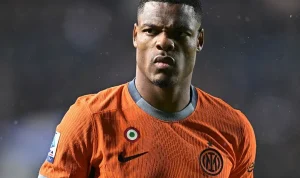Denzel Dumfries Siap Bergabung dengan Real Madrid, Persaingan Bek Kanan Meningkat
