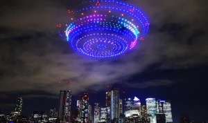 Drone Show 'Masters of the Universe' Membuat Bukit Bintang Bercahaya