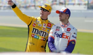 Dunia Balap Mengenang Kyle Busch: Denny Hamlin dan Tony Stewart Berbicara