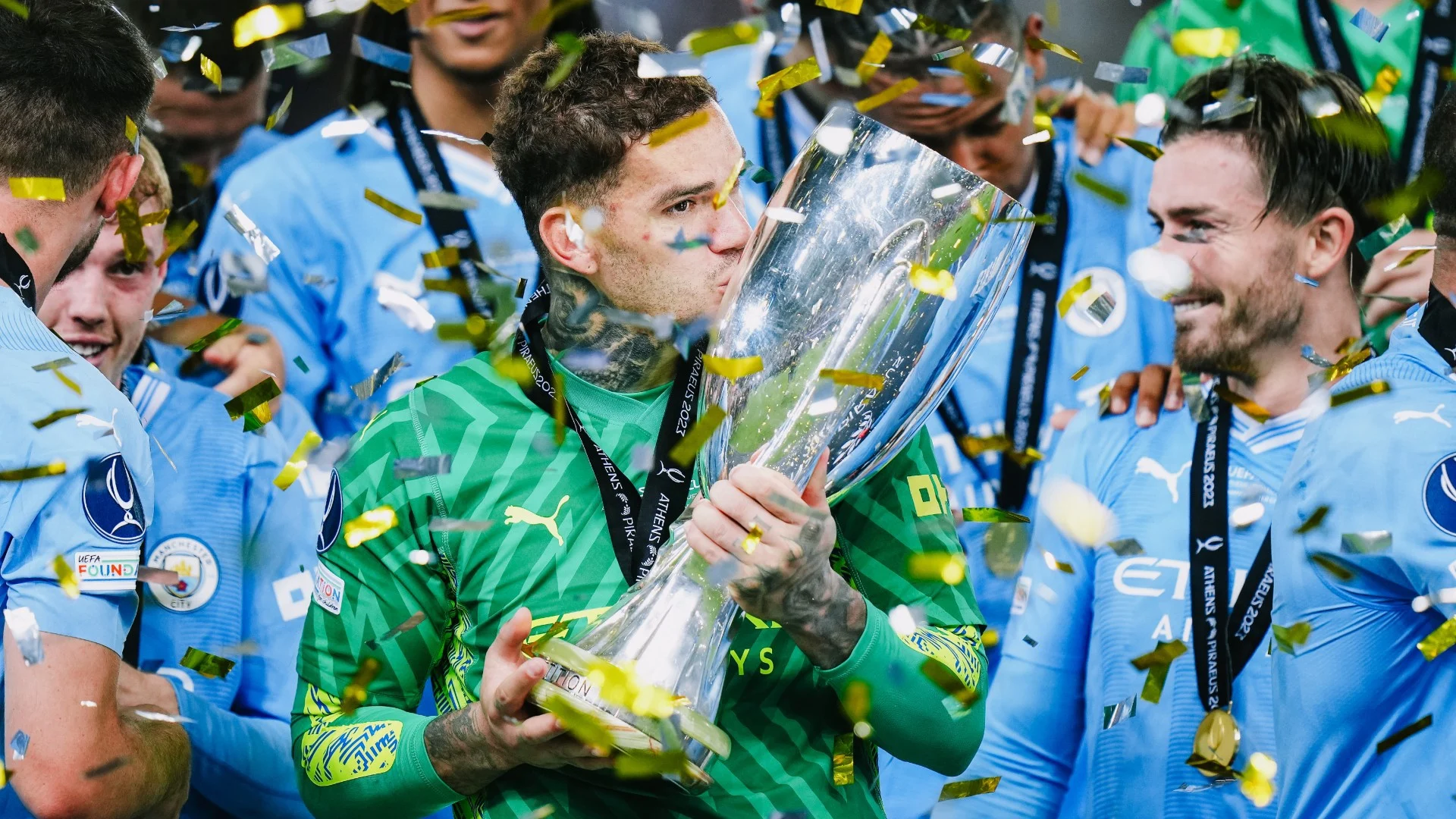 Ederson dan Chiesa, Dua Nama yang Panas di Serie A dan Liga Premier