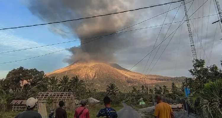 Gempa dan Erupsi Gunung Lewotobi Laki-Laki, Ini Update Terbaru Bencana Alam di Indonesia