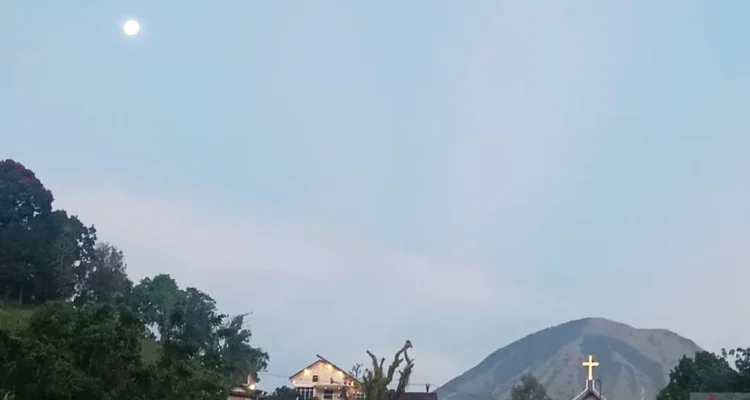 Gempa Manado: Masyarakat Diminta Waspada dan Tidak Mendekati Kawasan Bahaya Gunung Lokon