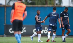 Grêmio Dikalahkan Corinthians 3-1, Luís Castro Dibayangi Ancaman