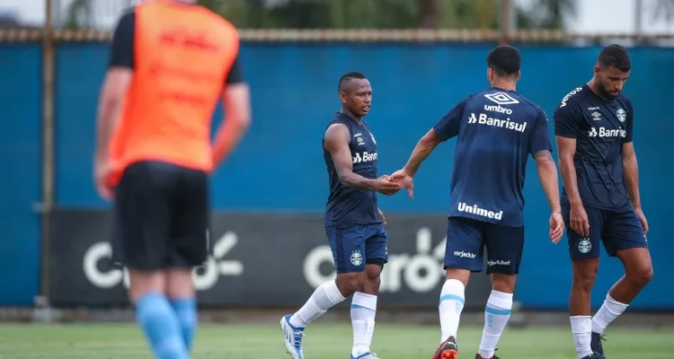Grêmio Dikalahkan Corinthians 3-1, Luís Castro Dibayangi Ancaman