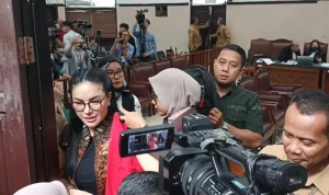 Gugatan Nikita Mirzani Ditolak, Sengketa Hukum Terus Berlanjut