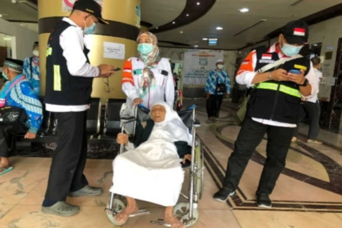 Haji Bolot Dirawat Intensif, Kondisi Kesehatannya Mulai Membaik