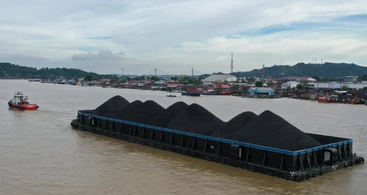 Harga Batu Bara Meningkat, Saham PTBA Diprediksi 'Cuan' di Tengah Perang AS-Iran-Israel