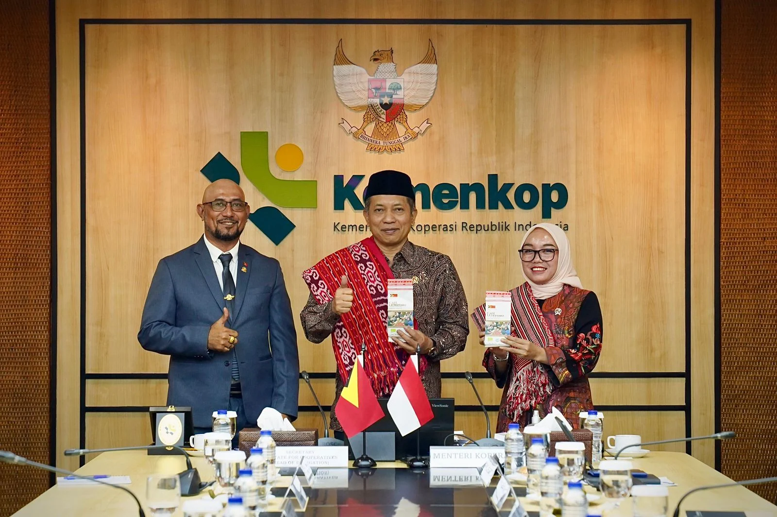 Hasto Kristiyanto Perkuat Diplomasi Indonesia-Timor Leste Menjelang Kunjungan Megawati
