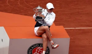 Iga Świątek: Dari Kegagalan di Roland Garros hingga Membuat Sejarah Baru