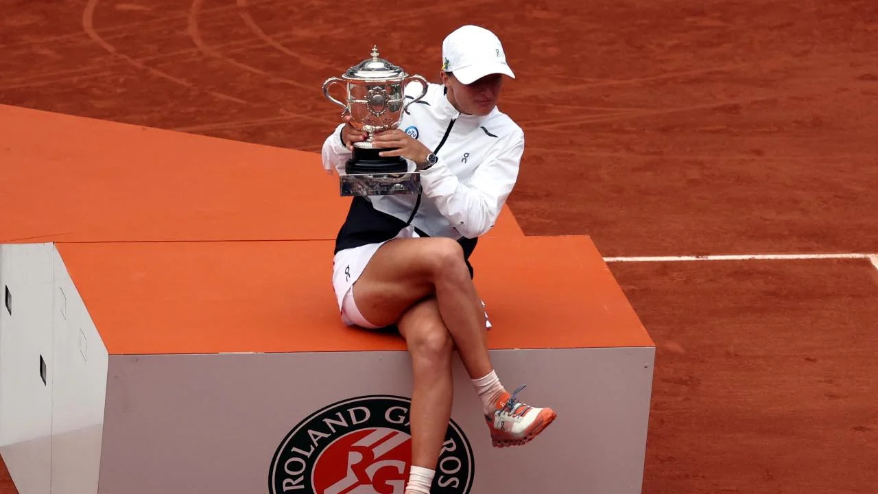 Iga Świątek: Dari Kegagalan di Roland Garros hingga Membuat Sejarah Baru