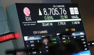 IHSG Ditutup Naik 1,96%, Saham BUMI dan DSSA Diburu Investor