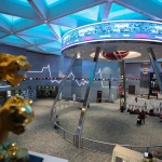 IHSG Turun 0,78%, Saham Bank Jumbo BBCA - BMRI Rontok Usai BI Naikkan Suku Bunga