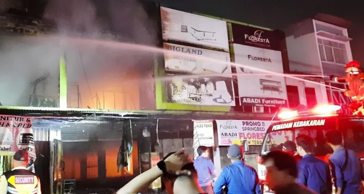 Kebakaran Hebat Melanda Jakarta dan Tangerang, Ratusan Juta Rupiah Ludes