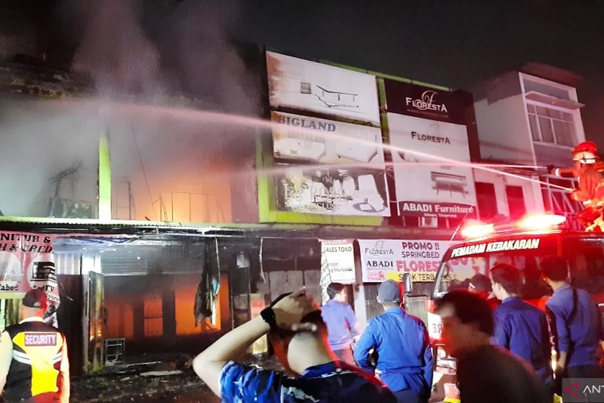 Kebakaran Hebat Melanda Jakarta dan Tangerang, Ratusan Juta Rupiah Ludes