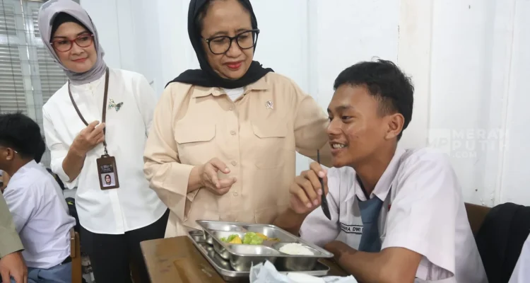 Kepala Badan Gizi Nasional Baru, Nanik S Deyang, Lakukan Penataan Ulang Program Makan Bergizi Gratis