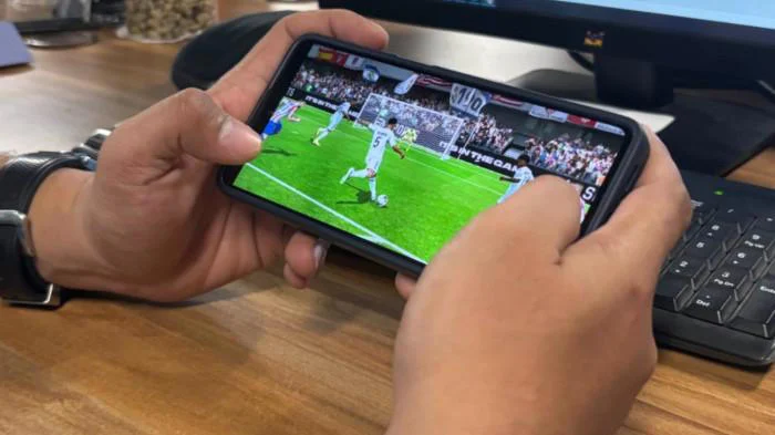 Kode Redeem FC Mobile Terbaru 2026: Bocoran Pemain OVR 120 dan Klaim Koin Jutaan
