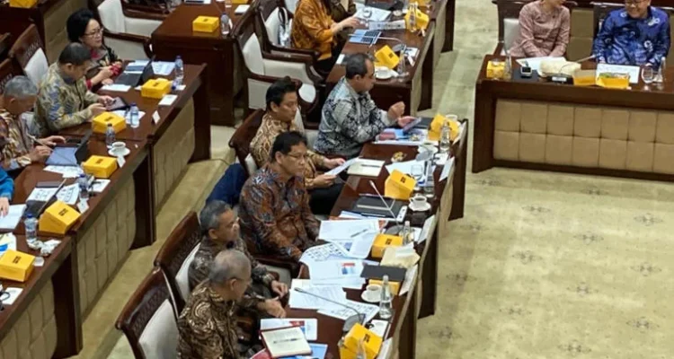 Komisi XI DPR Setujui Revisi UU P2SK, Apa Dampaknya pada Sektor Keuangan?